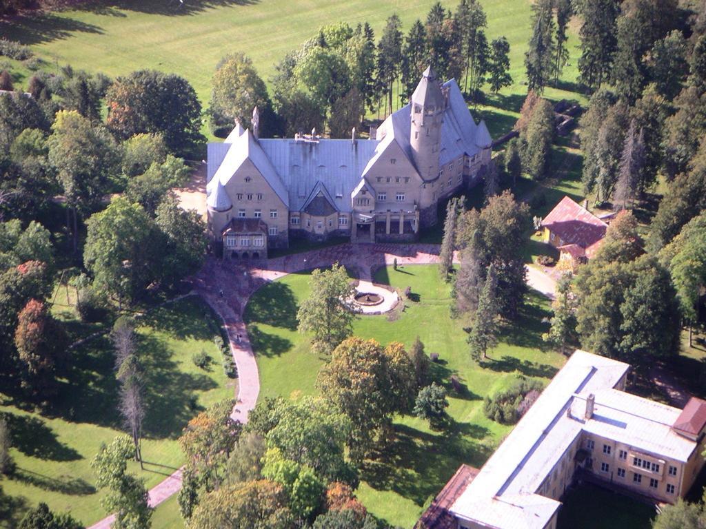 Castle Spa Wagenkuell Hotel Taagepera Exterior foto